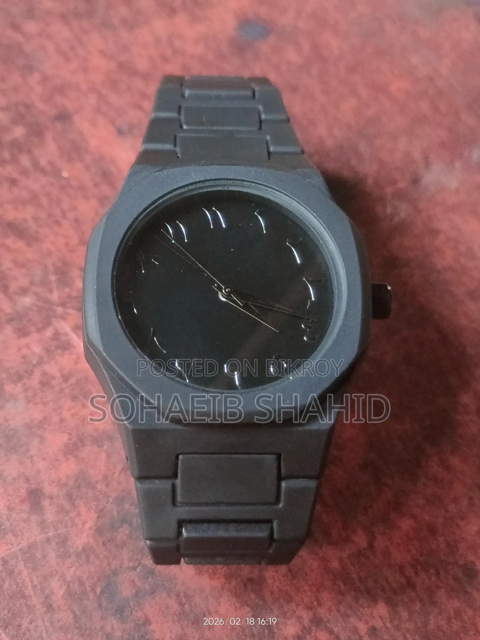 Analogue Watch For Sale