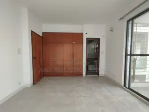 গুলশানে ভালো মানের ৪ বেডরুমের আনফার্নিশড ফ্ল্যাট ভাড়া