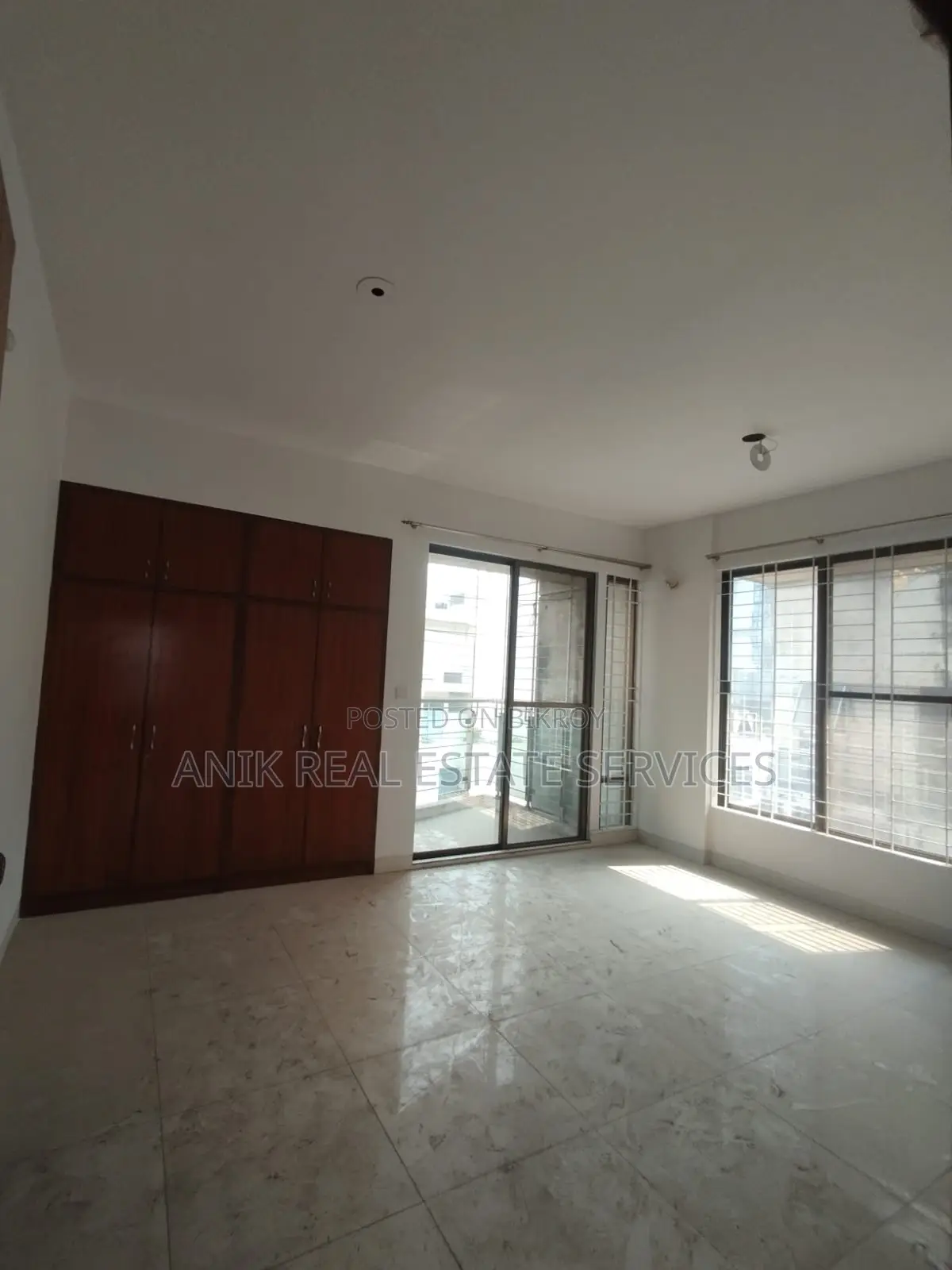 Good Quality 4 Bedroom Un Farnised Flat Rent At Gulshan