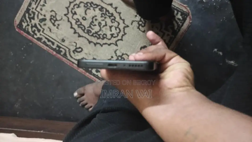 Xiaomi Redmi Note 13 . (Used)