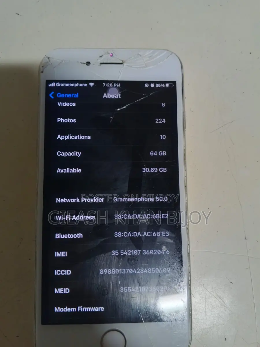 Apple iPhone 6S . (Used)