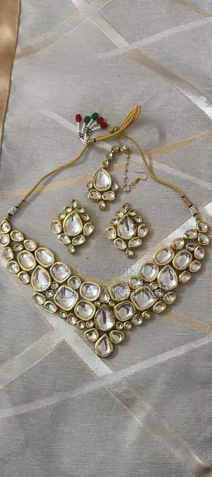 Kundan Necklace Set (Meenakari Work)