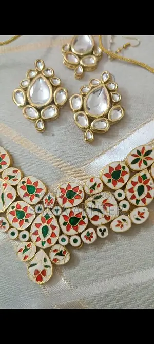 Kundan Necklace Set (Meenakari Work)