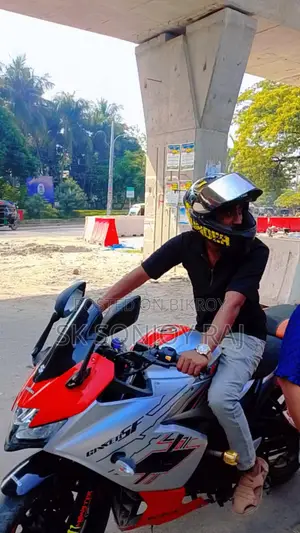 Suzuki Gixxer SF 2021