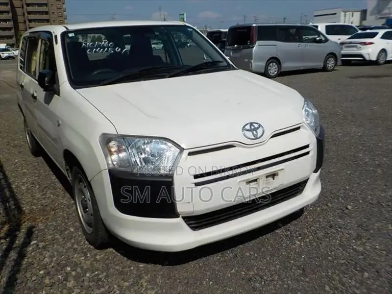 Toyota Probox Non Hybrid DXC White 2020