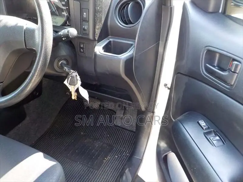 Toyota Probox Non Hybrid DXC White 2020