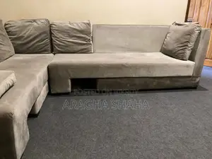 Pre-owned Luxury Sofa