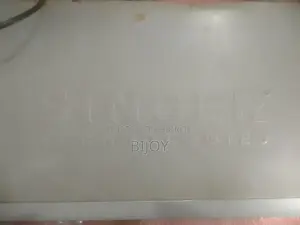 Singer CD Player