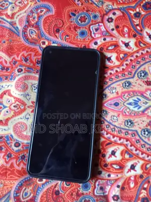Realme 8 (Used)
