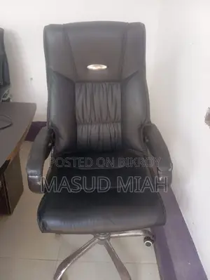 Comfortable Revolving Chair for Office and Home