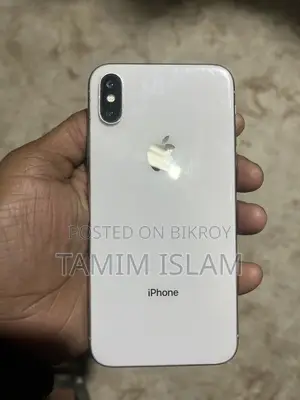 Apple iPhone X (Used)