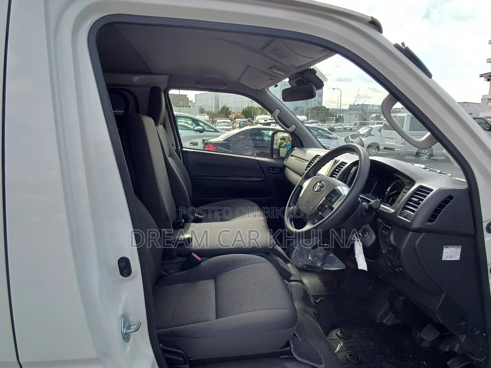 Toyota Hiace Ambulance GL 2020
