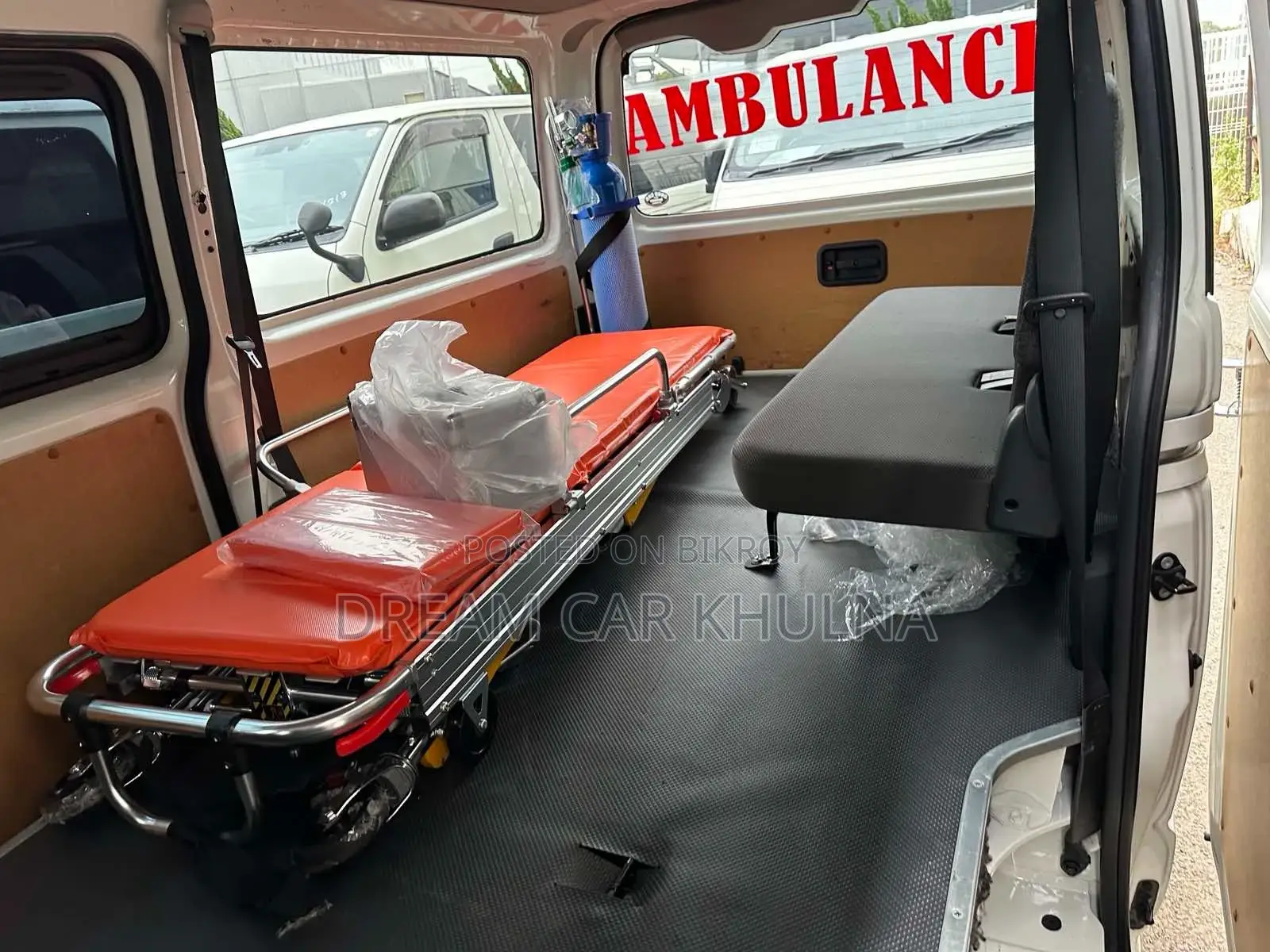 Toyota Hiace Ambulance GL 2020