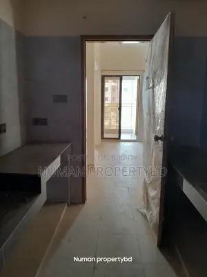 1400sq New Luxury Semi Furnished Flat Rent