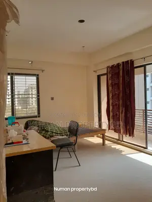 1400sq New Luxury Semi Furnished Flat Rent