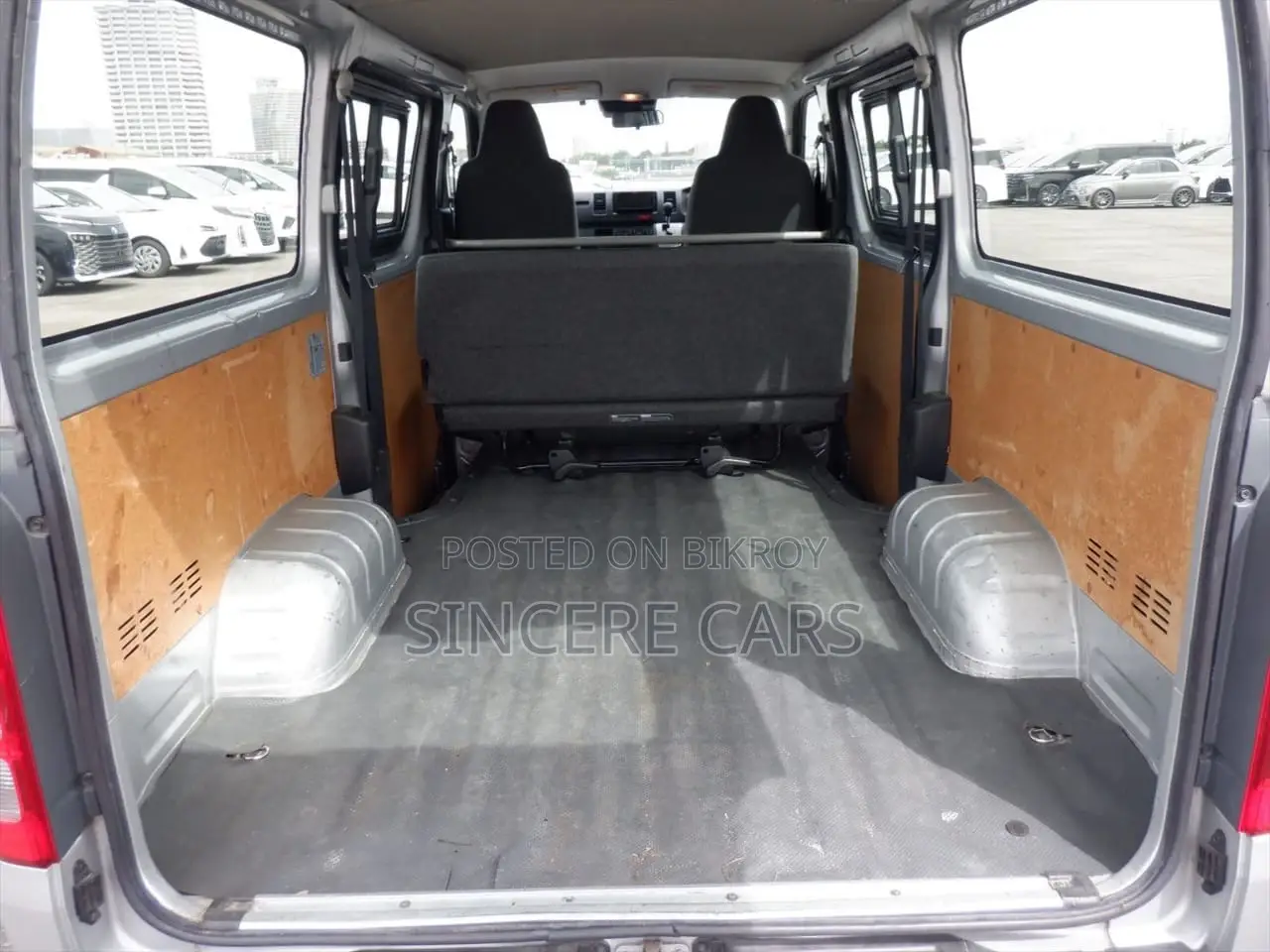 Toyota Hiace DX GL PACKAGE 2021