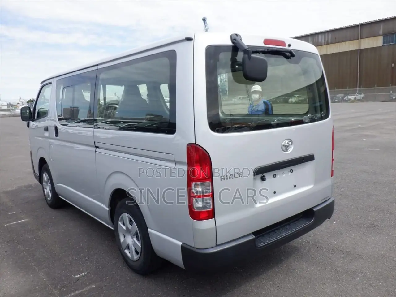 Toyota Hiace DX GL PACKAGE 2021