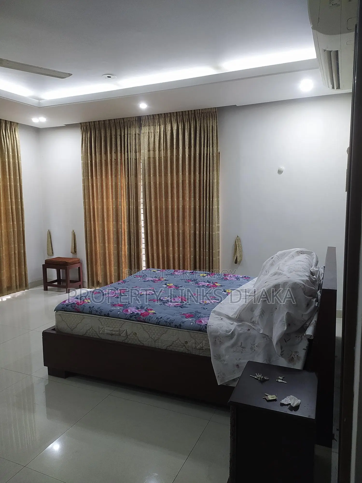 গুলশান ২-এ বিলাসবহুল ফুল ফার্নিশড অ্যাপার্টমেন্ট