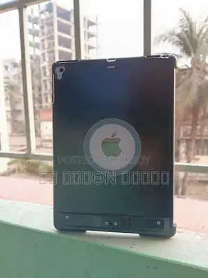 Apple iPad 2018 Quad Core 6th Gen 9.7 Inch 2GB RAM 32GB ROM