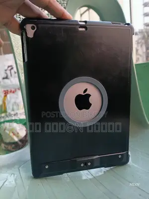 Apple iPad 2018 Quad Core 6th Gen 9.7 Inch 2GB RAM 32GB ROM