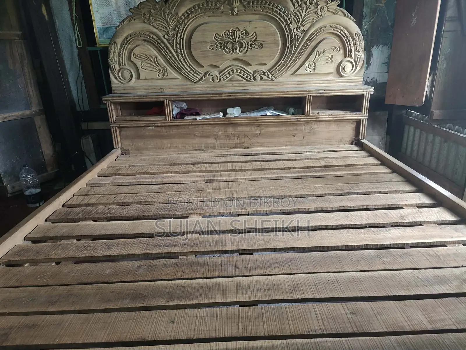 সম্পূর্ণ নতুন ফুল বক্স খাট বিক্রি করা হবে L