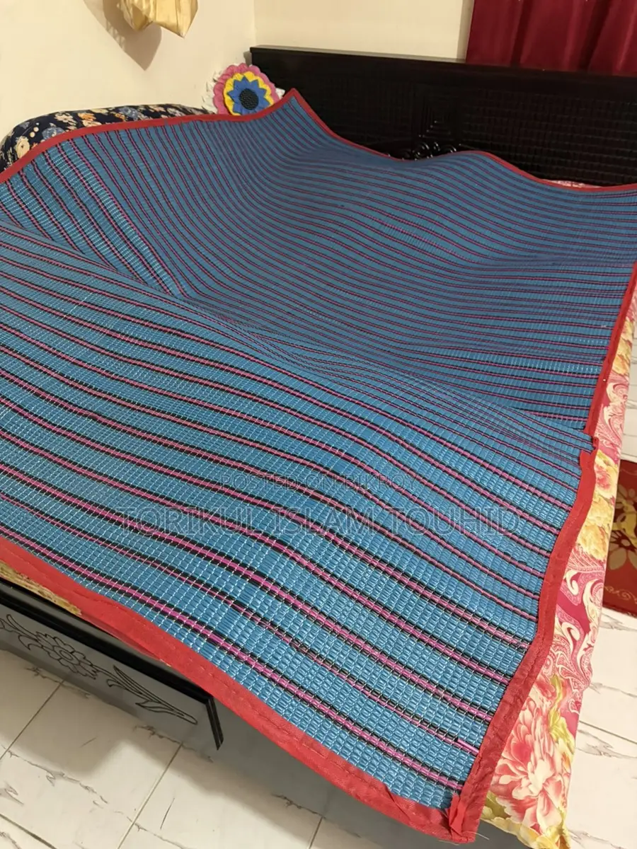 Plastic Mat (5ft × 7ft) for Sale