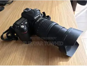 Nikon D90 DSLR camera