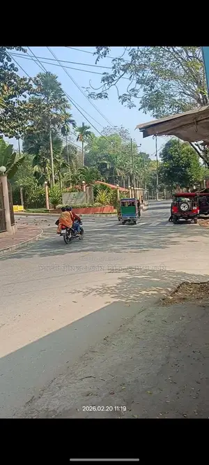 Prime Location Market for Sale Grand Sultan Front