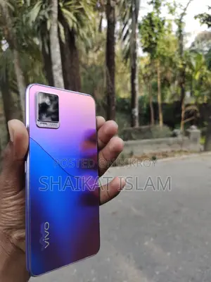 Vivo V20 (Used)
