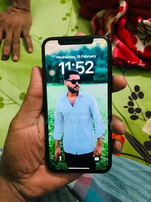 Apple iPhone XS (Used)