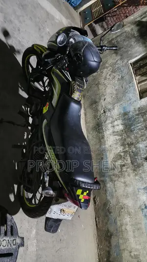 TVS Metro . 2017