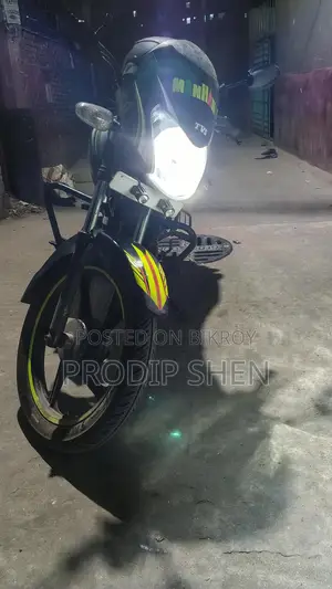 TVS Metro . 2017