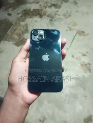 Apple iPhone 13 . (Used)