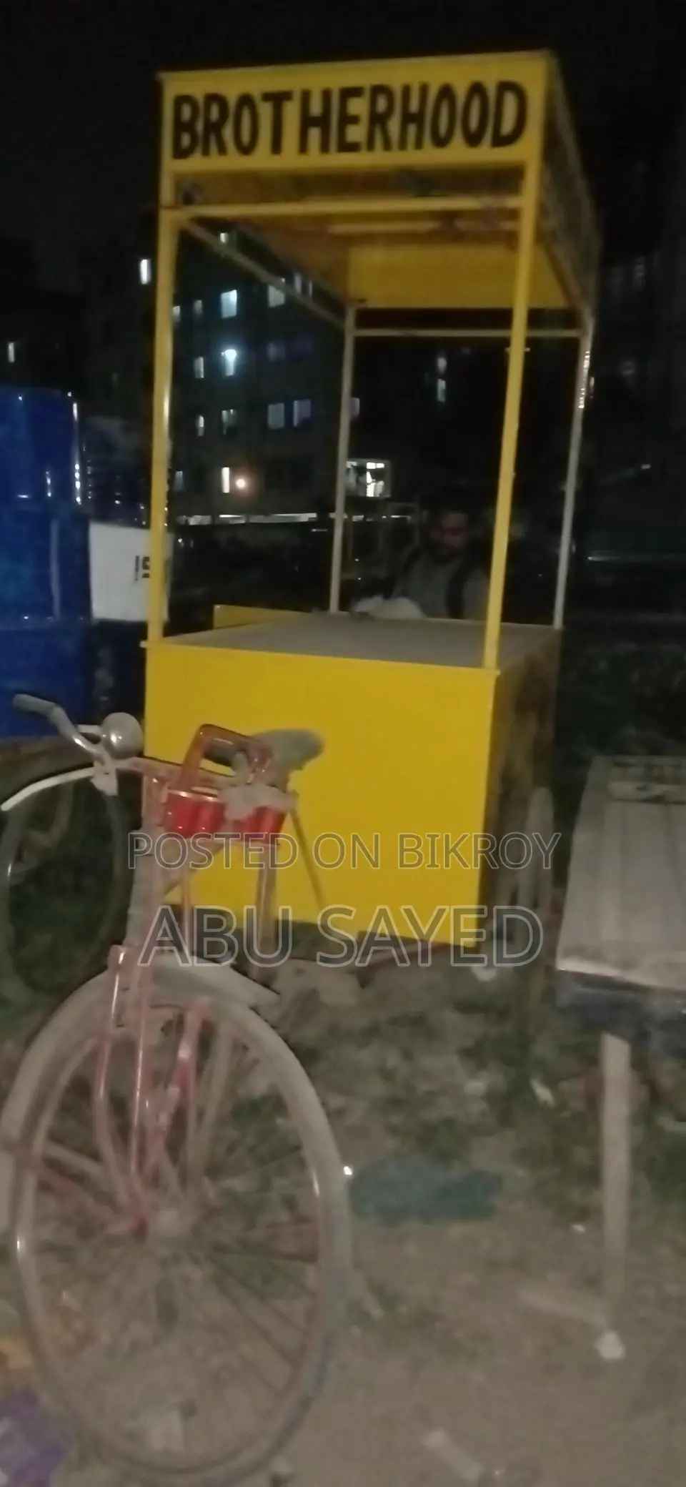 Food cart van