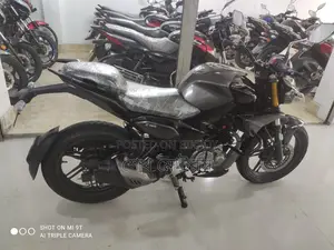 হিরো এক্সট্রিম স্পোর্টস ব্ল্যাক ২০২৫