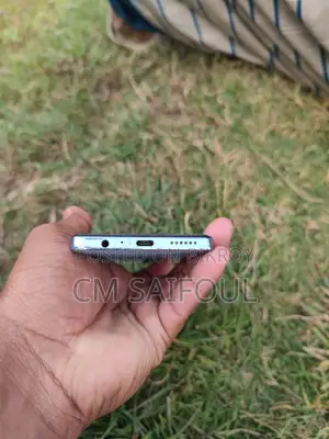 Tecno Camon 20 8-256 gb (Used)