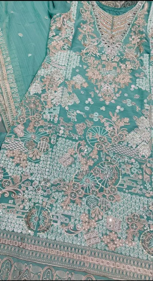 চমৎকার ড্রেস