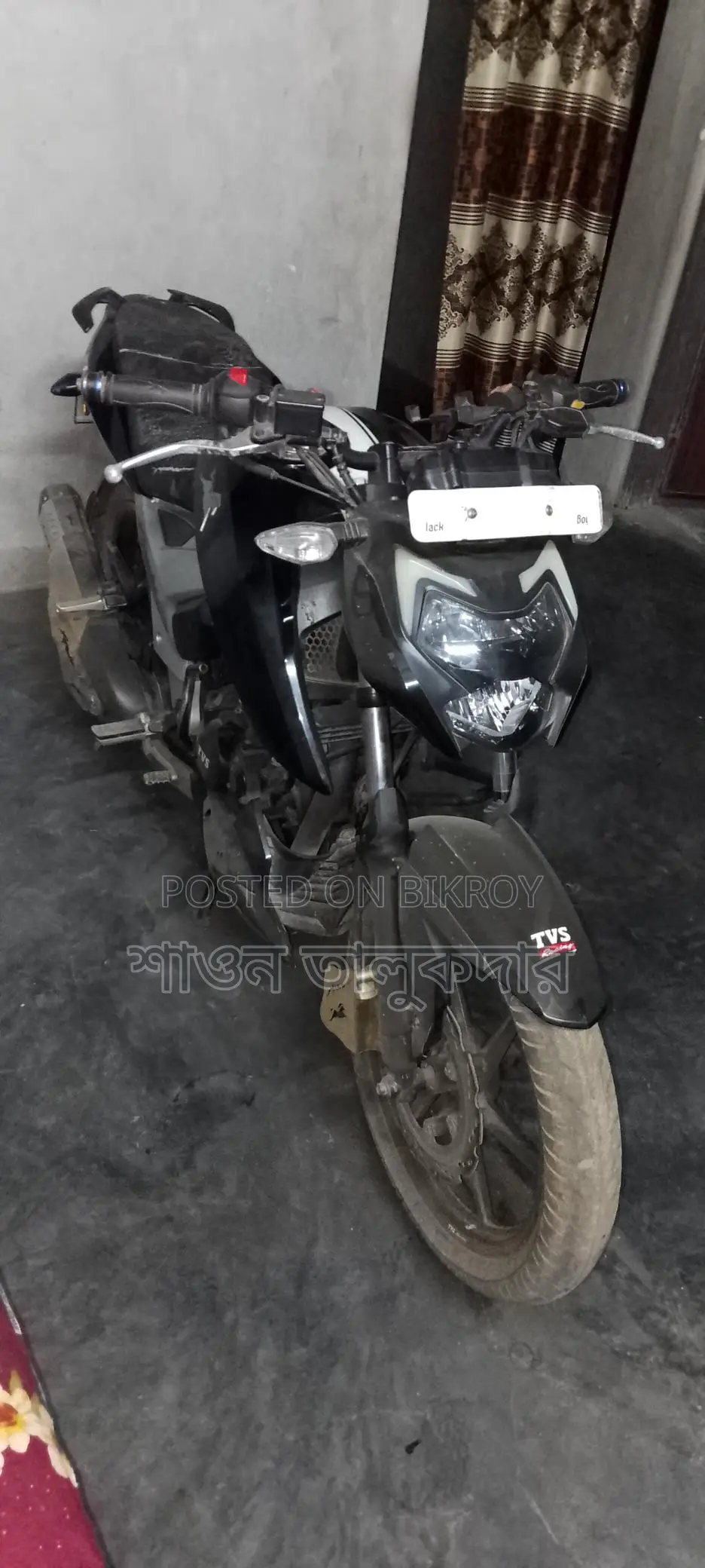 TVS Apache RTR 160 2024
