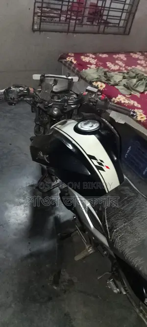 TVS Apache RTR 160 2024