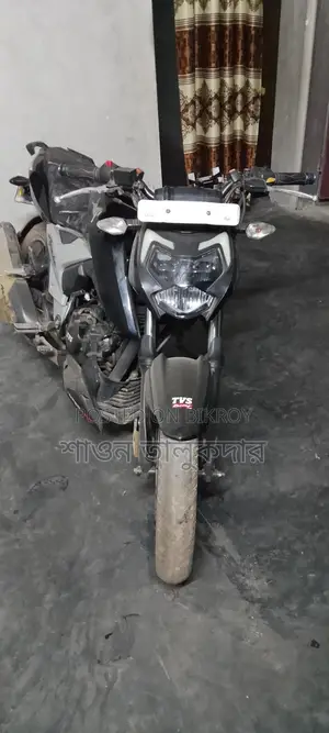 TVS Apache RTR 160 2024