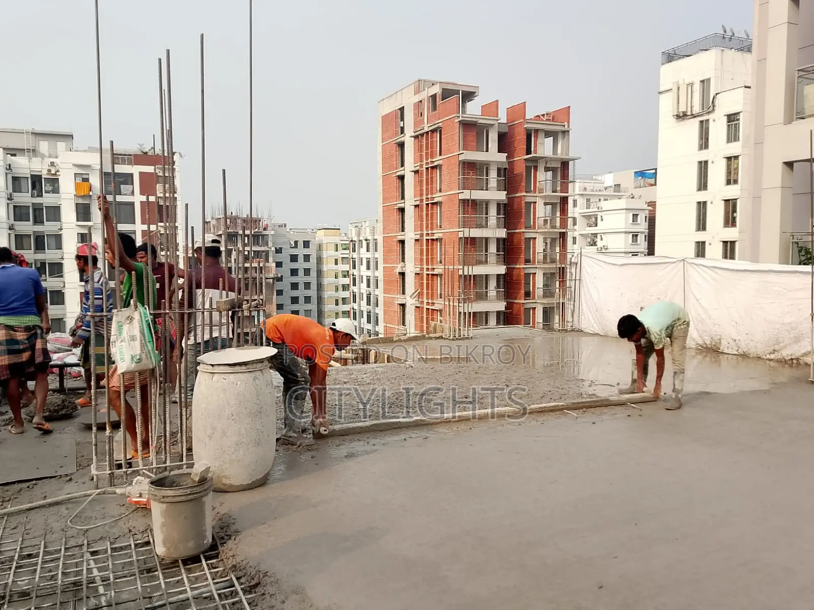 এক্সক্লুসিভ ১৭৫০ বর্গফুটের স্বপ্নের অ্যাপার্টমেন্ট
