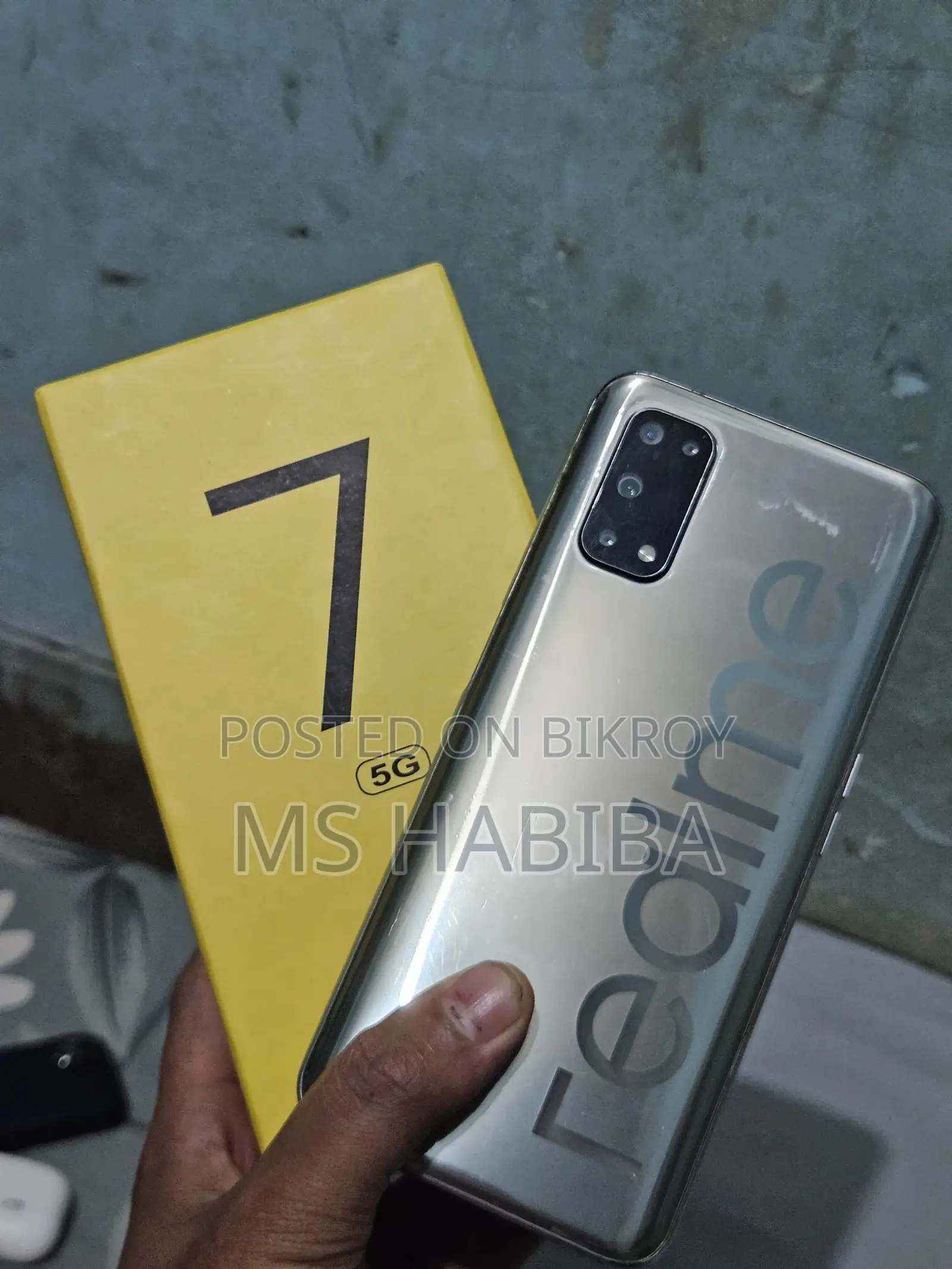 Realme 7 8/256 (Used)