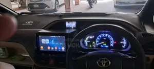 Toyota Noah G 2014
