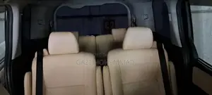 Toyota Noah G 2014
