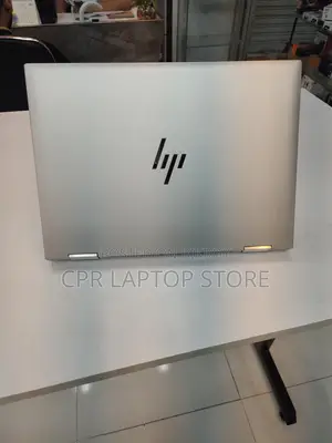 HP Elitebook 1040 G9 2in1 Core i5 12th gen Ram: DDR5 16GB SSD 512GB