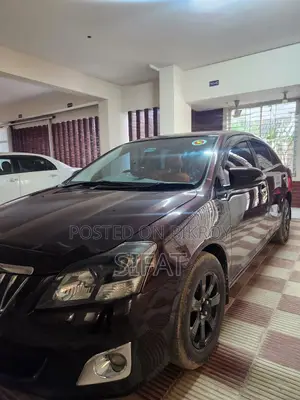 Toyota Premio 2011