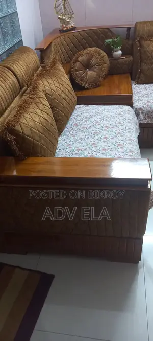 Segun Wood Sofa