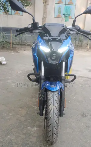 Bajaj Pulsar 250 N250 2023