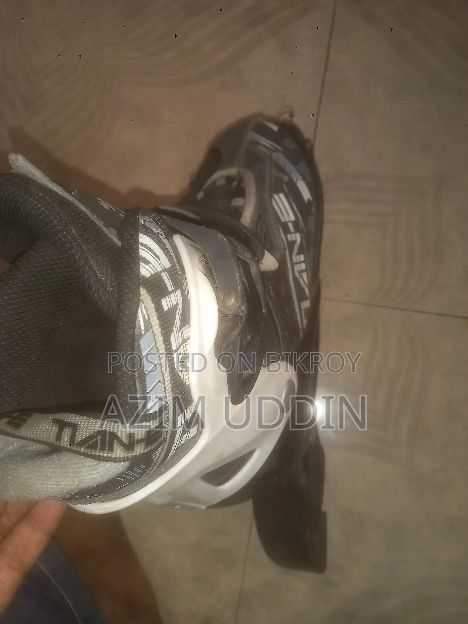 Skating Shoes for Sale