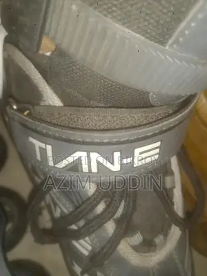 Skating Shoes for Sale